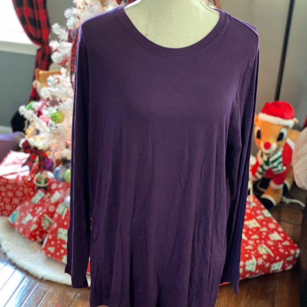 Long sleeved tunic.